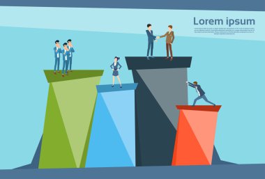 İş adamları mali çubuk grafik grup kavramı iş adamları takım ayakta