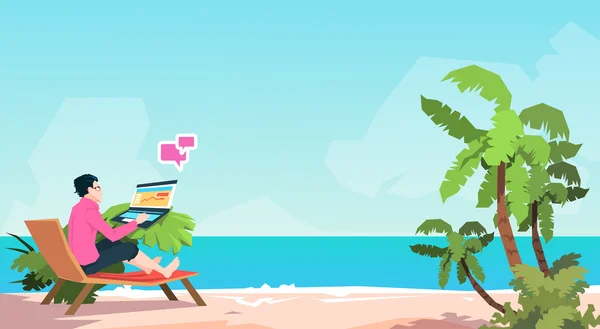 Biznes człowiek niezależny zdalny pracy miejsce na solarium biznesmen za pomocą laptopa Beach lato wakacje Tropical Island — Wektor stockowy