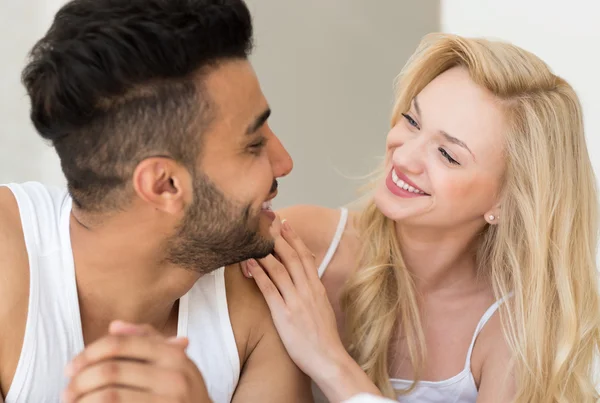 Young Couple Lying In Bed Looking At Each Other, Happy Smile Hispanic Man And Woman Closeup — Stock Photo, Image