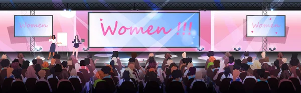 Frau hält Vortrag vor Publikum von Bühne Frauenclub Union Feministinnen Konzept — Stockvektor