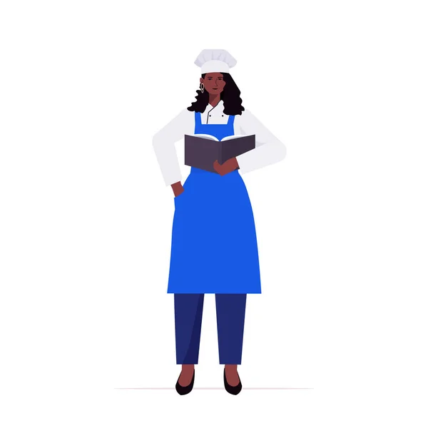 レシピ集を持つアフリカ系アメリカ人女性シェフ料理業界のコンセプト — ストックベクタ