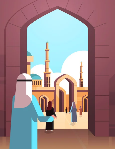 Arab emberek jönnek nabawi mecset épület muszlim vallás koncepció hátsó nézet arab imák hagyományos ruhákban ramadán kareem szent hónap függőleges sík — Stock Vector