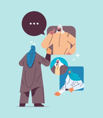 Haberci ya da sosyal ağ sohbet baloncukları çevrimiçi anlık mesajlaşma