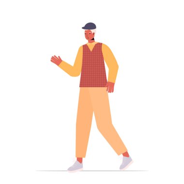 Son sınıf erkek çizgi film karakteri gri saçlı dede pozu veriyor.