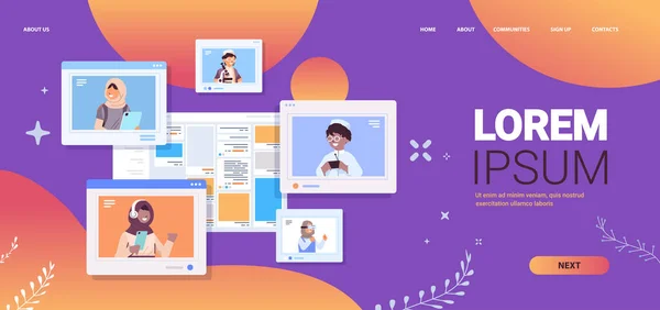 Escolares árabes utilizando aparatos digitales alumnos árabes discutiendo en ventanas del navegador web horizontales — Archivo Imágenes Vectoriales