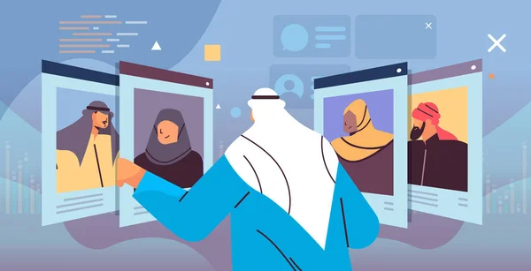 Arab hr manager kiezen CV curriculum vitae met foto en persoonlijke informatie van nieuwe medewerkers sollicitanten — Stockvector