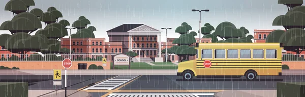 Здание школы пустой передний двор с деревьями дорожного перекрестка и школьный автобус городской пейзаж горизонтальный — стоковый вектор