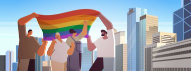 Igbt gökkuşağı bayraklı insanlar sokaklarda yürüyor gay lezbiyen aşk geçit töreni gurur festivali transseksüel aşk