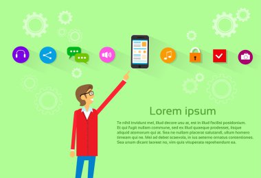 Casual adam Haritayı hücre akıllı telefon