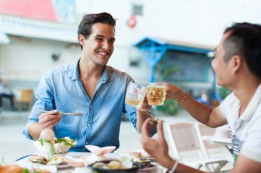 Turistler alkış Cafe