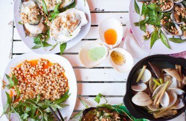 Asya deniz ürünleri tabağı