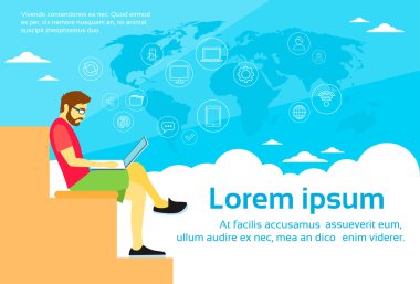 Serbest meslek sahibi adam kullanarak dizüstü