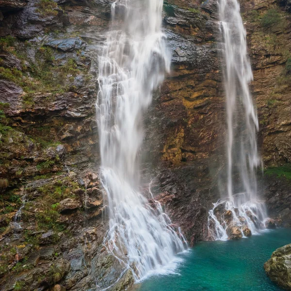 Doppelter Wasserfall — Stockfoto