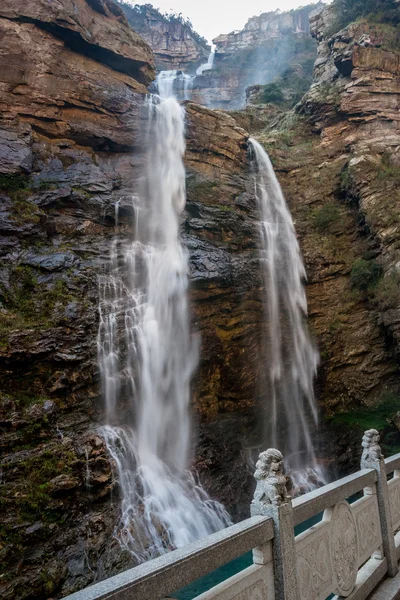 Doppelter Wasserfall — Stockfoto