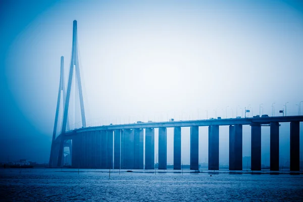 Moderne Brücke — Stockfoto