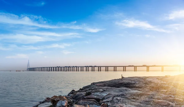 Ponte moderno — Foto Stock