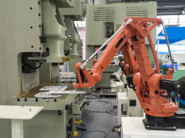 robot el tezgahları Sanayi Üretim Fabrikası'nda