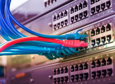 Ağ anahtarı ve ethernet kabloları, Veri Merkezi Konsepti.