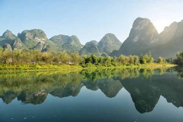 Landschaft in Yangshuo Guilin, China — Stockfoto