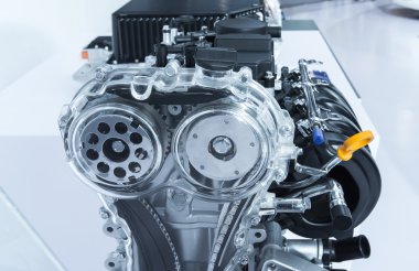 modern otomobil motoru