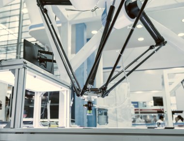 Endüstriyel robot fabrikası, konveyör izleme makinanızın çalışma 