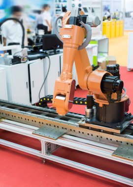 Makinanızın Robotik el