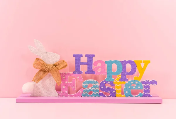Slovo Šťastný Velikonoce Růžového Pozadí — Stock fotografie