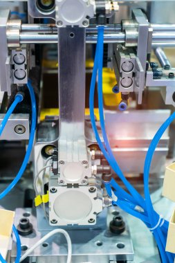 Robot sapının sapına robotik pnömatik girdi