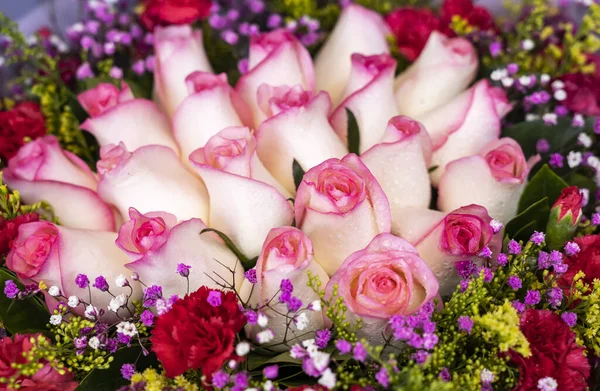 Blumenstrauß Aus Gelben Rosen Für Die Hochzeit — Stockfoto