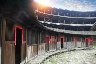 hakka toprak kule uzun bir geçmişi vardır.