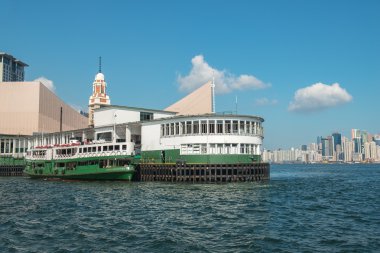 Star feribot Hong Kong orta ayağın bırakarak