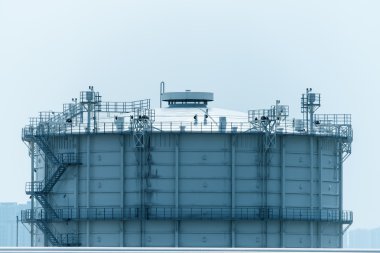 Gaz işleme fabrikası. Gaz ve petrol sanayiinin manzarası