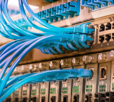 Ağ anahtarı ve ethernet kabloları, Veri Merkezi Konsepti