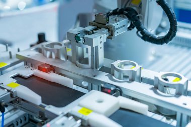 otomatik kol manipülatörü, Üretim, mühendislik, fütüristik, ai, teknoloji kavramı