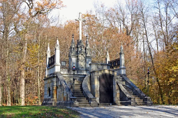 Mausoleo de la familia Jelacic — Foto de Stock