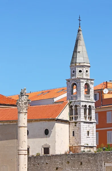 Venice lion and steeple — Stock Photo, Image