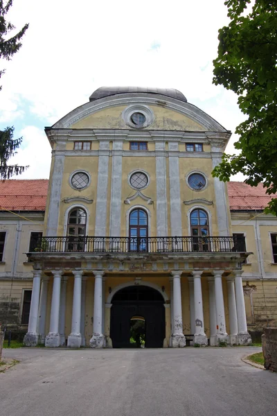 Pejacevic замок в Вировитица — стоковое фото