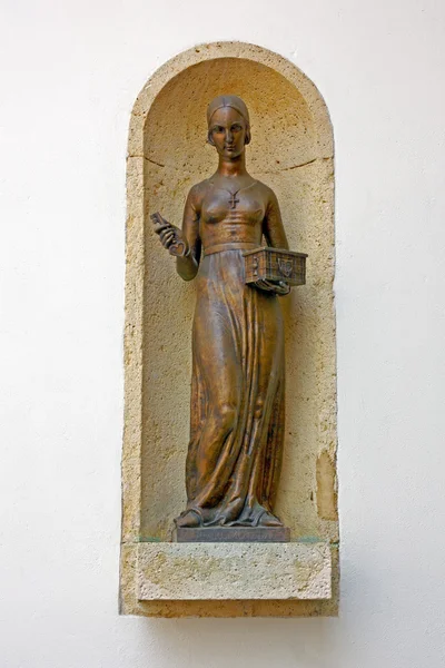 Statue of Dora Krupic — Stock Photo, Image
