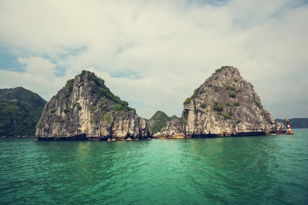 Amazing Halong Bay — Stock Photo, Image