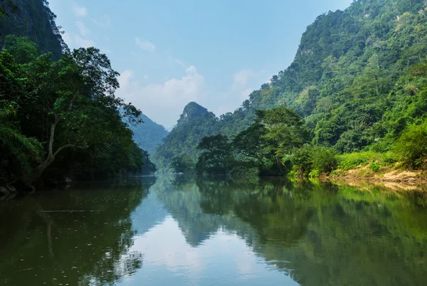 Serenidade Babe Lake — Fotografia de Stock