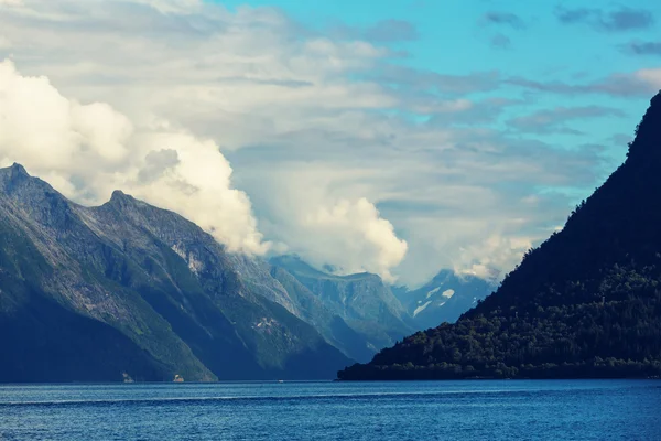 Montañas paisaje en Noruega —  Fotos de Stock