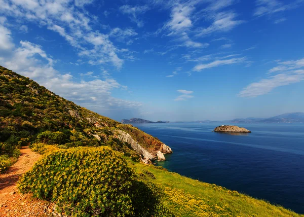 Costa rocciosa in Grecia — Foto Stock