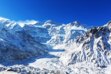 Kanchenjunga bölgesindeki dağlar