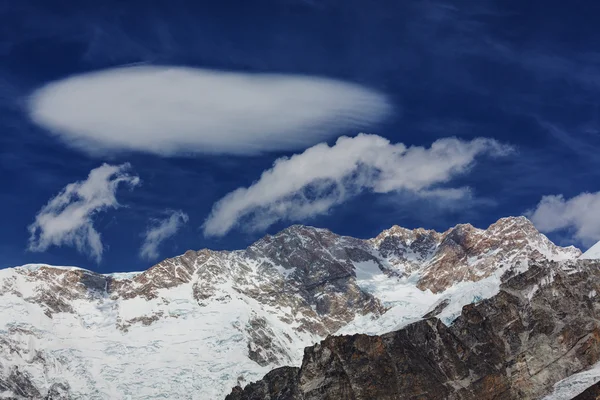 Vue panoramique sur les montagnes de Kanchenjunga — Photo