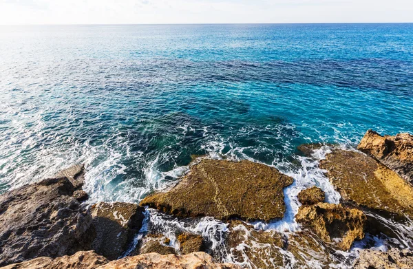 Costa marítima em Chipre — Fotografia de Stock