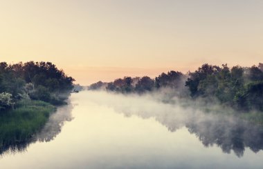 nehir sis yaz sezonu