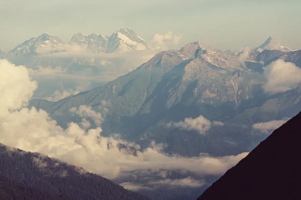Krásné Kavkazské hory — Stock fotografie