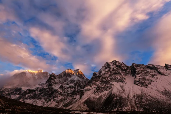 Jannu tepe Himalayalar — Stok fotoğraf