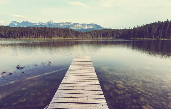 Innsjøen Serene i Canada – stockfoto