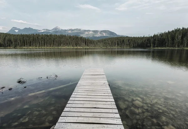 Lago Sereno no Canadá — Fotografia de Stock
